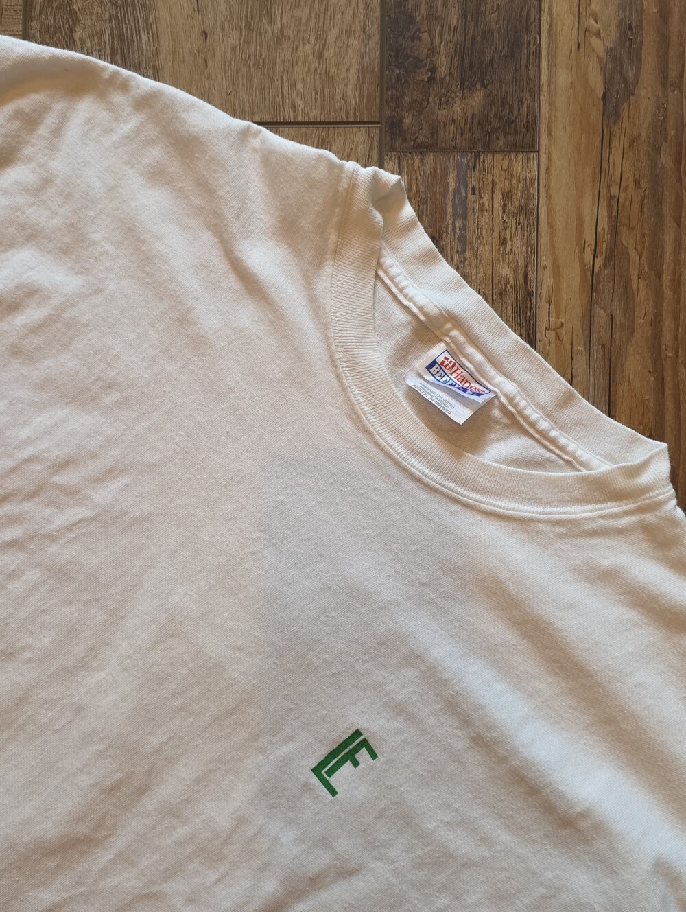Hanes Beefy-T - Vintage Longfield Farm Polo Graphic Tee - XL - White